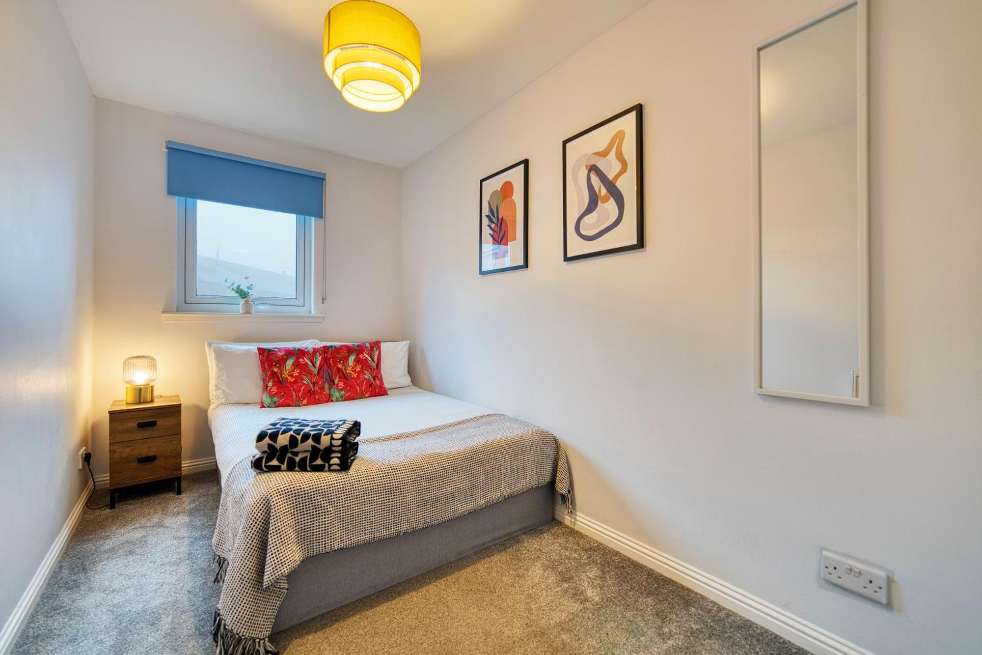 Modern 2 Bed Flat With Free Parking Apartment Glasgow Luaran gambar