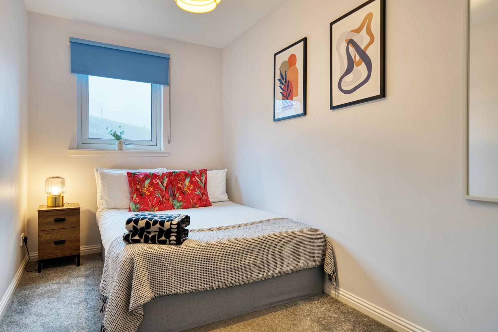 Modern 2 Bed Flat With Free Parking Apartment Glasgow Luaran gambar